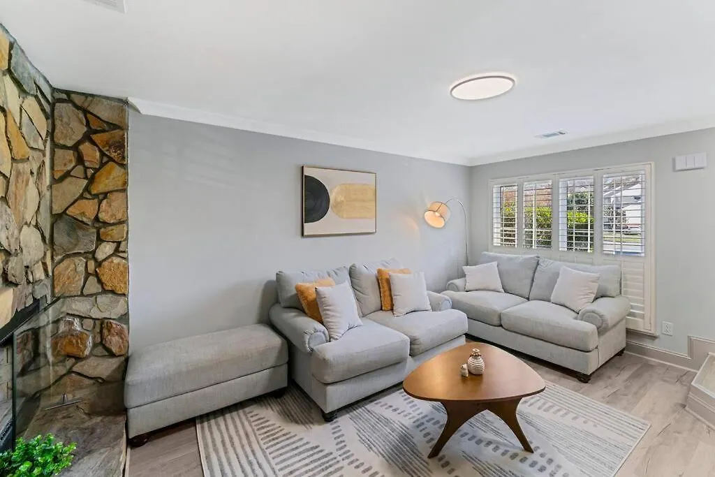 Golf Oasis Modern Townhome! Charlotte Verenigde Staten